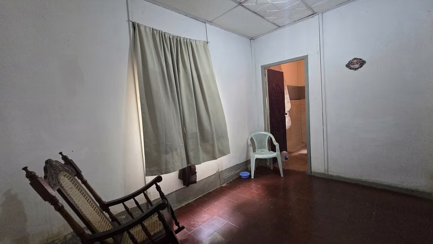 YA-Vendo casa cerca de avenida Bolívar_hospital Militar - Imagen 2