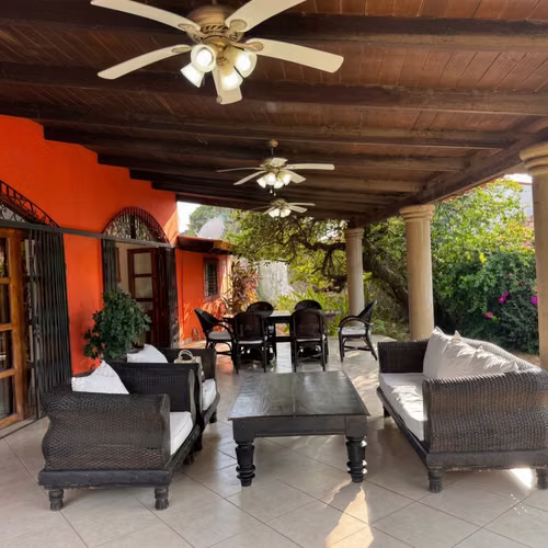 YA-Casa en Venta en Las Colinas, Managua con Piscina | 1,811 m² de Terreno - Imagen 16