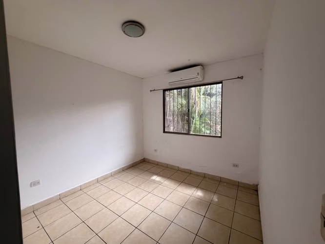 Renta de casa en Vistas de Esquipulas, ml - Imagen 7