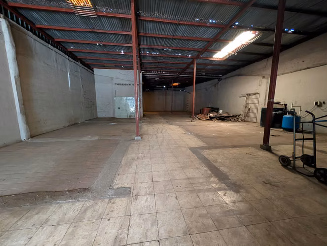 Venta de OfiBodega en Tiscapa  - Imagen 12