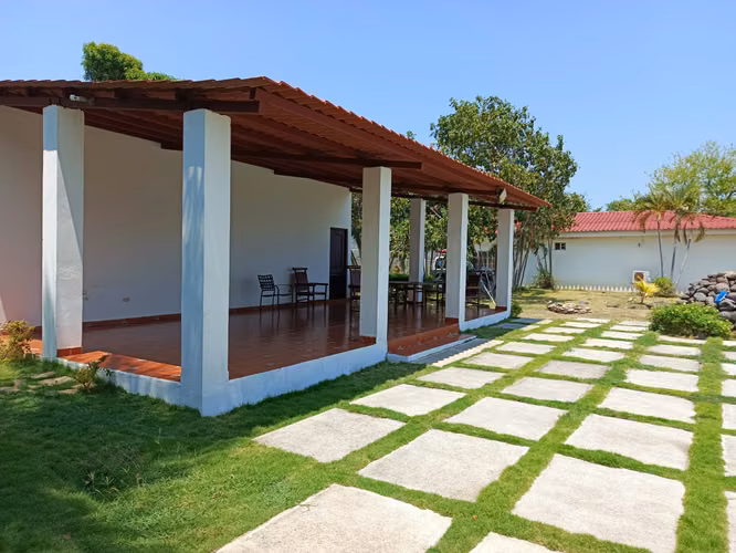 KC -  Precioso apartamento en renta en Granada, frente al lago - Imagen 17