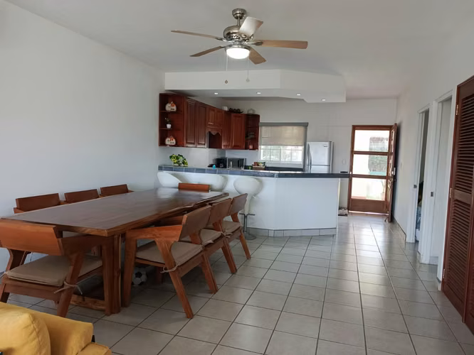 KC -  Precioso apartamento en renta en Granada, frente al lago - Imagen 4
