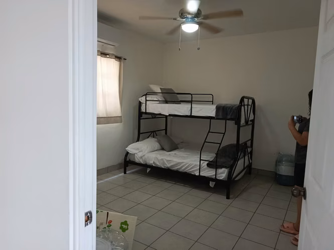 KC -  Precioso apartamento en renta en Granada, frente al lago - Imagen 9