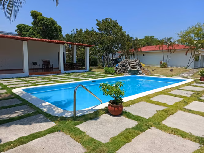 KC -  Precioso apartamento en renta en Granada, frente al lago - Imagen 12