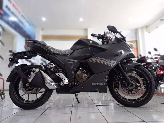 GIXXER SF250