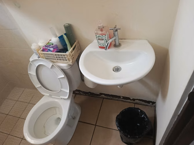 Se vende acogedora casa por $65,000 en Urbanización Farallones, Chinandega