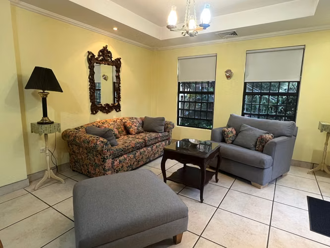 Alquiler de Apartamento en Bosques de Bolonia  - Imagen 2