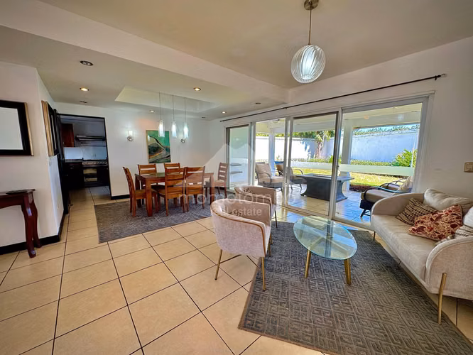 Casa en Renta Las Colinas, Managua