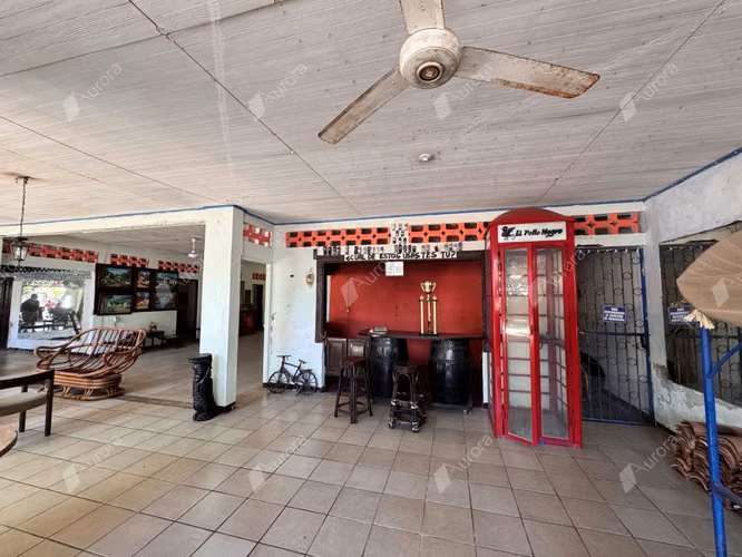 Versatile Property with Business Potential   Ideal for a Restaurant or Boutique Hotel - Imagen 2