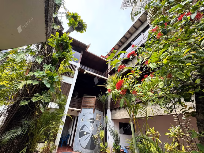 Four Story Coastal Retreat with 360 Ocean Views   Poneloya - Imagen 2