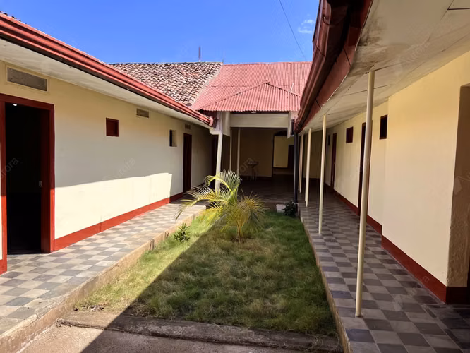 Colonial Oasis in the Heart of Leon  Ideal Boutique Hotel Hostel Investment Opportunity - Imagen 3