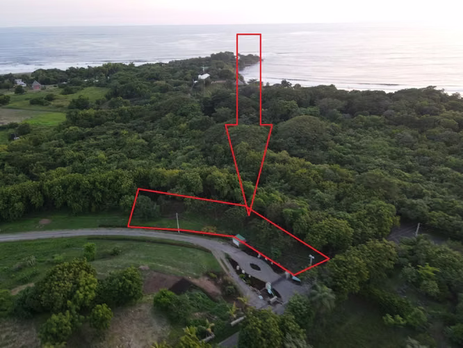 Titled Lot at Aposentillo, prime location