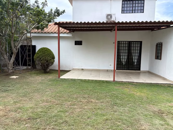 CASA TOWNHOUSE EN VENTA | URBANIZACIÓN VISTAS DE ESQUIPULAS - Imagen 2