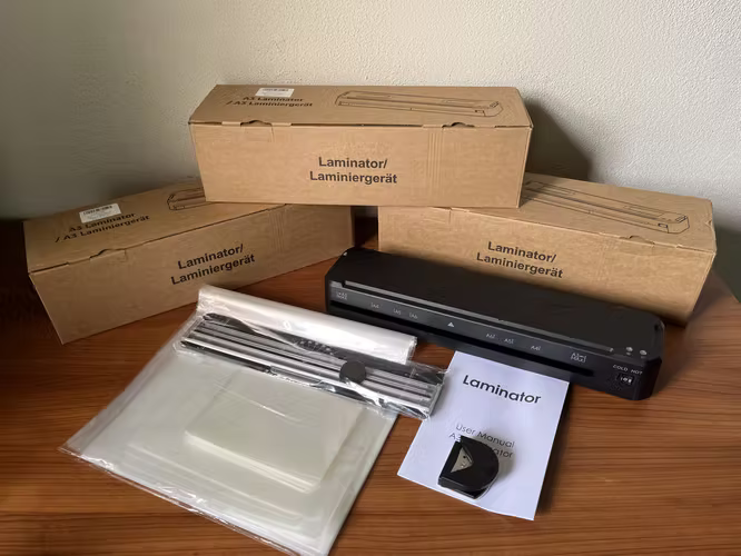 Emplasticadora Térmica de Documentos A3-13 pulgadas, Lámina caliente-frío, Incluye kit y 50 láminas