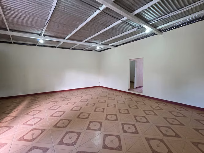EG Venta de casa en Masaya - Imagen 12