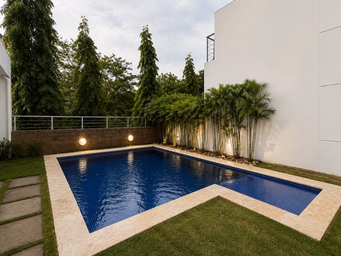  SE RENTA O SE VENDE TOWNHOUSE SEMIAMUEBLADO EN VILLAS FONTANA - Imagen 9