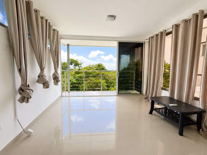  SE RENTA O SE VENDE TOWNHOUSE SEMIAMUEBLADO EN VILLAS FONTANA - Imagen 5
