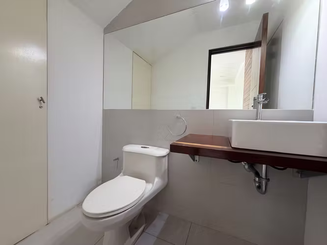  SE RENTA O SE VENDE TOWNHOUSE SEMIAMUEBLADO EN VILLAS FONTANA - Imagen 4