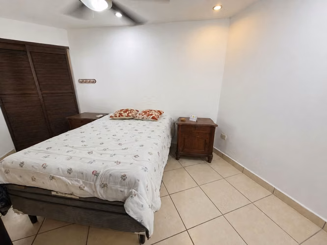 SE RENTA CASA AMUEBLADA EN LAS COLINAS - Imagen 16