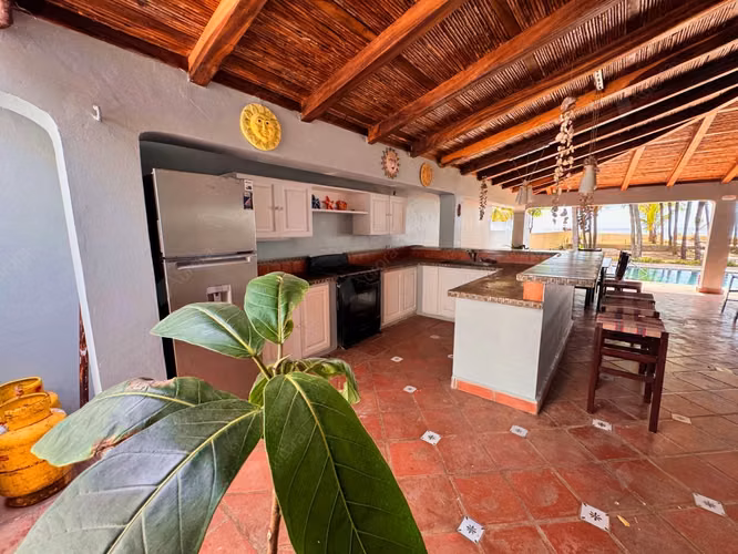 Luxury Beachfront Estate in Poneloya   The Ultimate Coastal Retreat - Imagen 2
