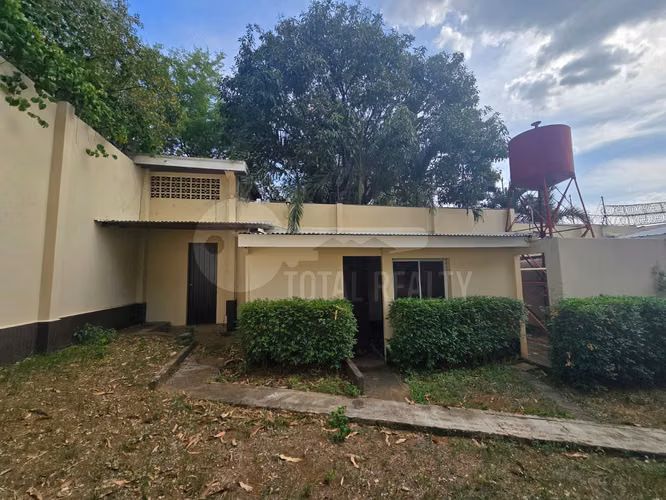 Casa en venta en Bolonia ideal para Comercio y Oficinas - Imagen 9