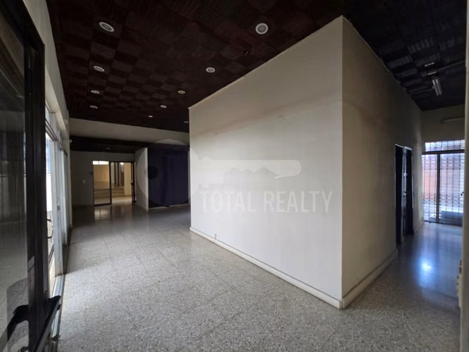 Casa en venta en Bolonia ideal para Comercio y Oficinas - Imagen 18