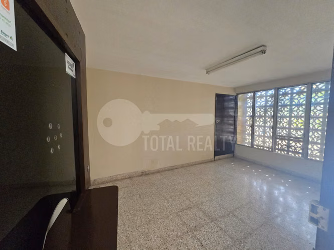Casa en venta en Bolonia ideal para Comercio y Oficinas - Imagen 4
