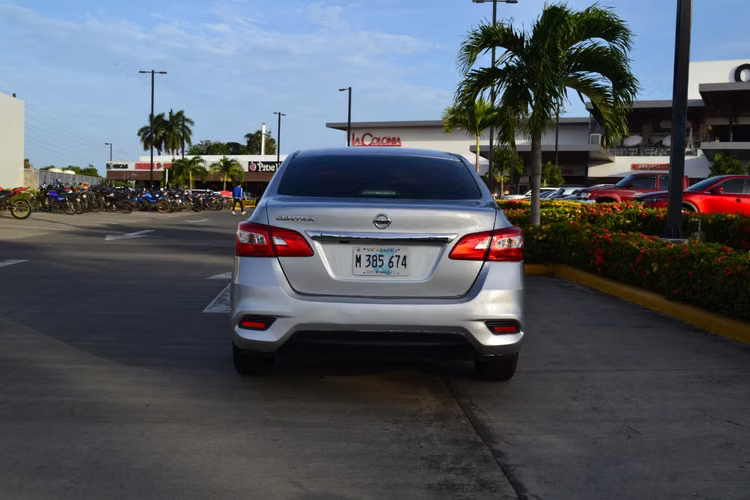 SE VENDE NISSAN SENTRA 2018 AUTOMATICO
