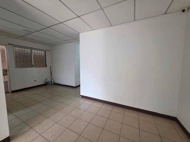 FP- Vendo casa en Residencial Valle Santa Rosa - Imagen 3