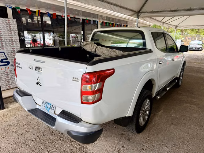 MITSUBISHI L200 SPORTERO AÑO 2017 - Imagen 3