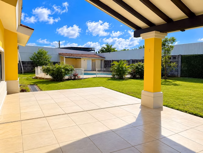 CASA EN RENTA EN RESIDENCIAL LAS COLINAS - Imagen 7