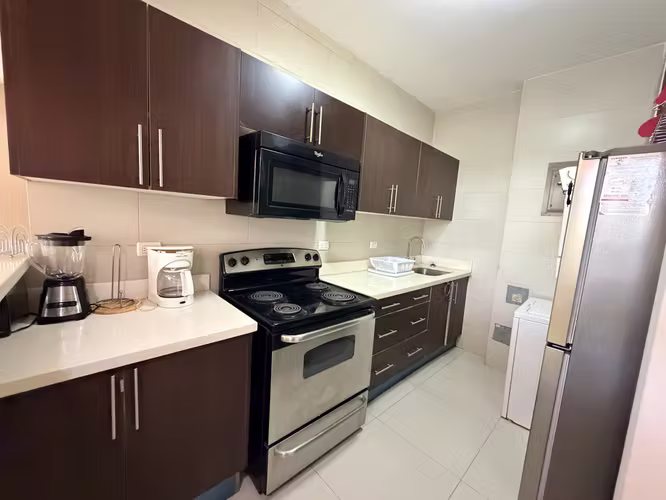  SE RENTA MODERNO APARTAMENTO FULL AMUEBLADO EN LAS CUMBRES - Imagen 4