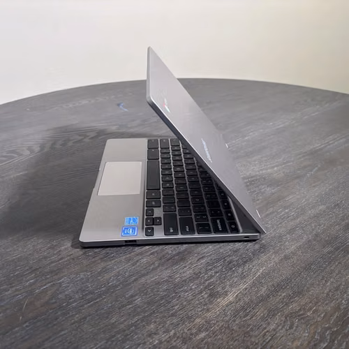 Laptop Samsung Chromebook 4 Barata - Calidad  - Imagen 3