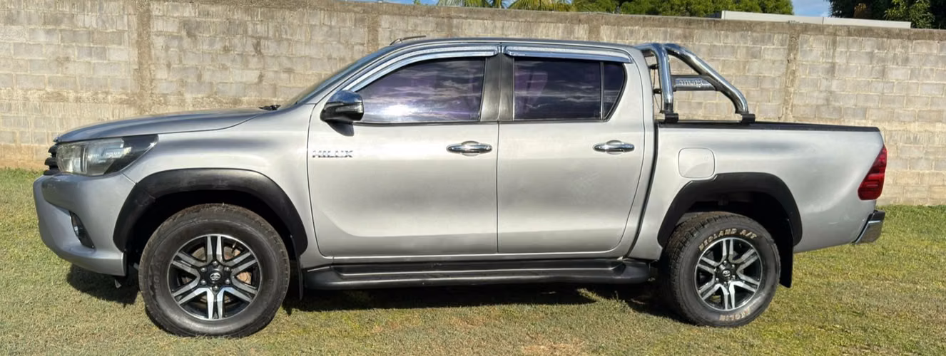Toyota Hilux SR 2016 - Imagen 2