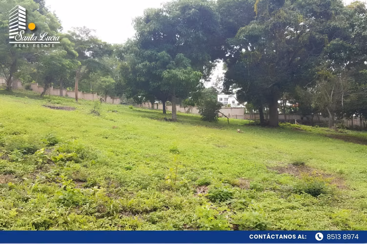  Terreno en Venta en Santo Domingo - LL  - Imagen 2