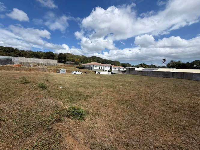 FH | En Venta Lotes 27 & 28 | Club Residencial Santa Catalina - Imagen 6