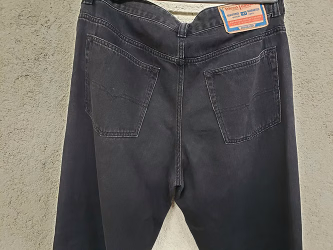 Pantalones tallas 32,34 y36 excelente estado 10/10