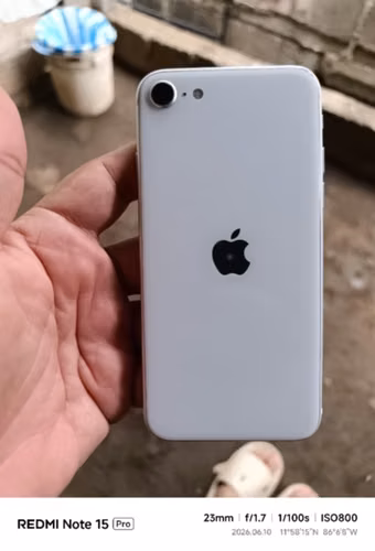 Vendo iPhone SE segunda generación de 128, en perfecto estado, libre de todo pero no de red, cover y cargador en Masaya - Imagen 2