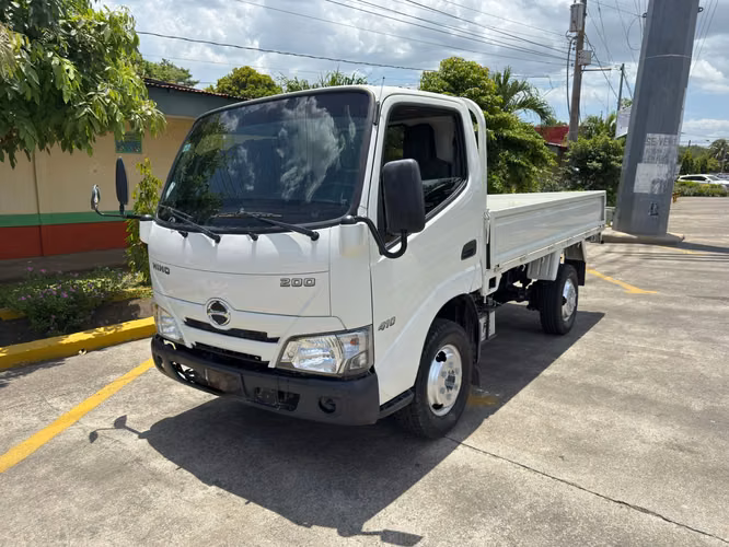 Camion HINO