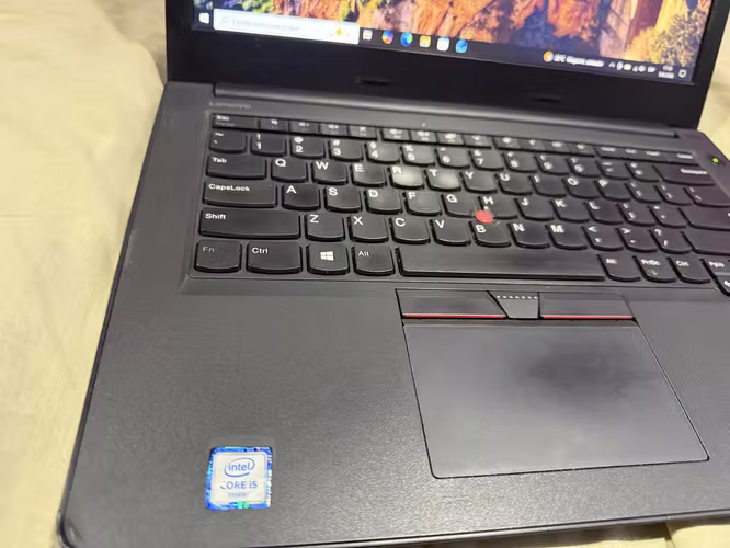 LENOVO THINKPAD i5  - Imagen 2