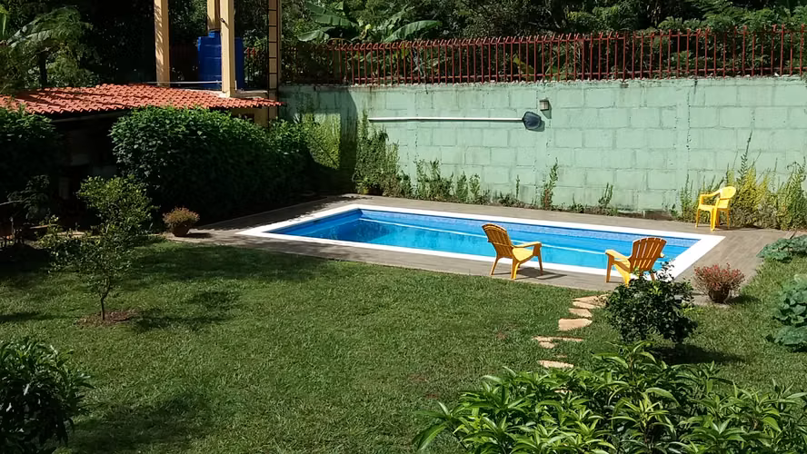 3 casas en un terreno - Imagen 8