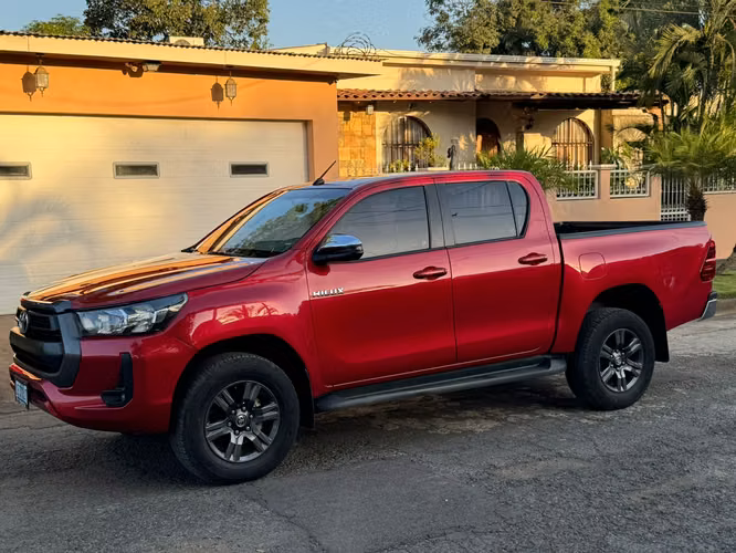 Toyota Hilux SR intermedia  - Imagen 2