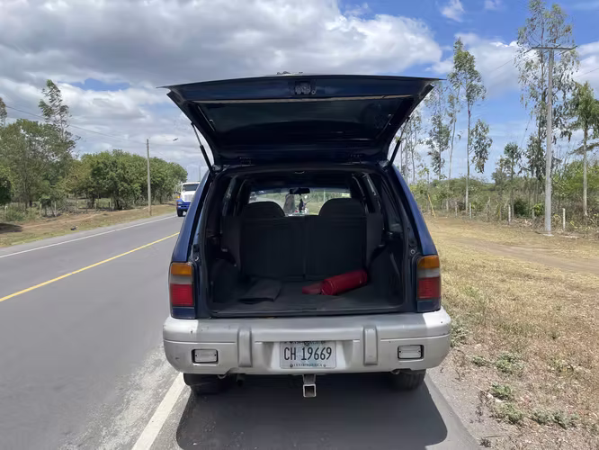 KIA SPORTAGE 1997 – 2.0 TURBO DIÉSEL 4x4 - Imagen 4