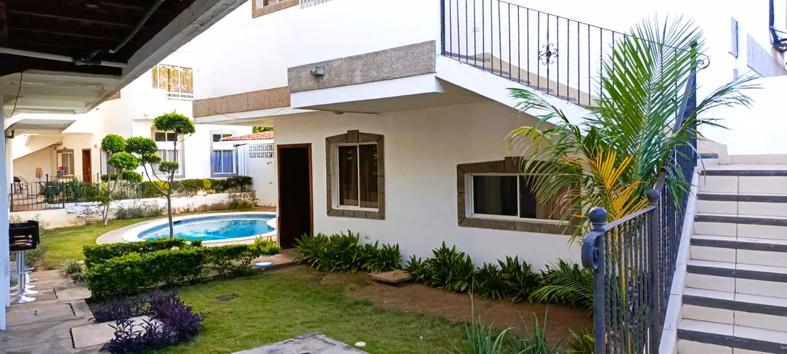 EM-Renta apartamento amoblado Condominio en 2da planta, cercanías Galerías Santo Domingo