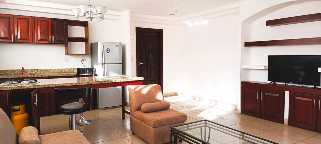 EM-Renta apartamento amoblado Condominio en 2da planta, cercanías Galerías Santo Domingo