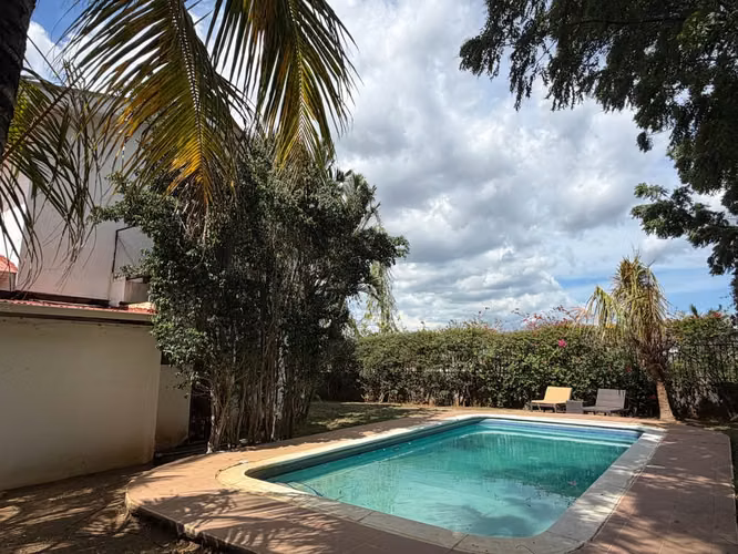 Residencia en Venta en Altos de las Cumbres | Piscina | US$430,000 - Imagen 15