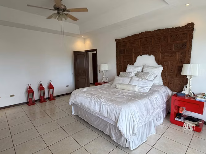 Residencia en Venta en Altos de las Cumbres | Piscina | US$430,000 - Imagen 8
