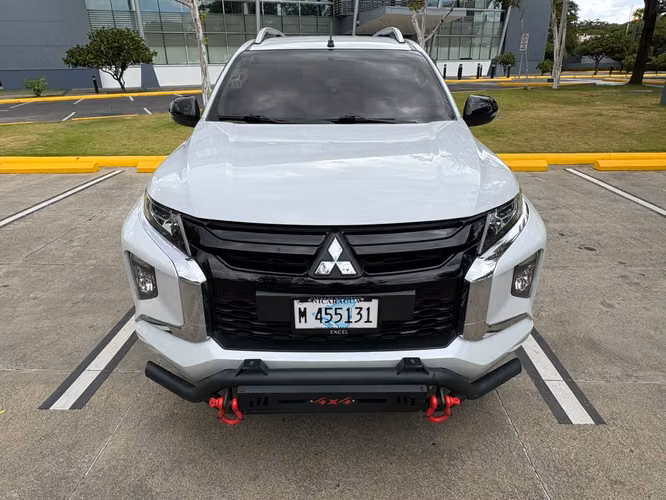 Mitsubishi L200 Intermedia