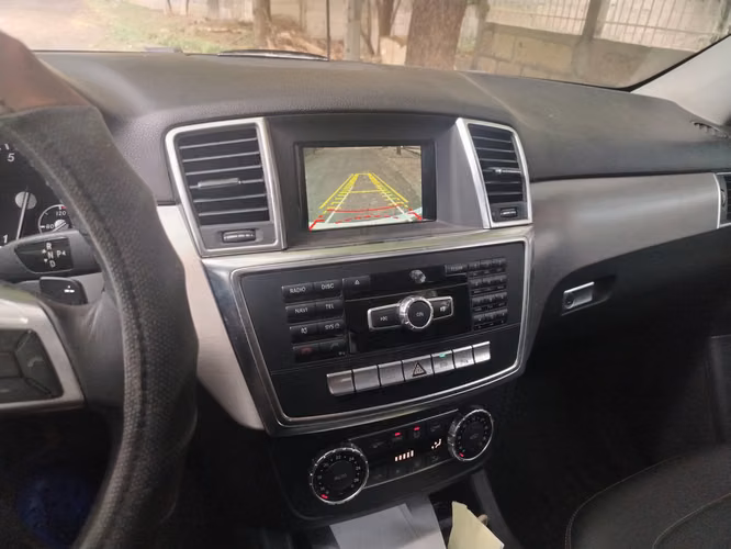  Mercedes-Benz ML400, 2015, 77.850 km.