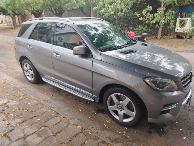  Mercedes-Benz ML400, 2015, 77.850 km.